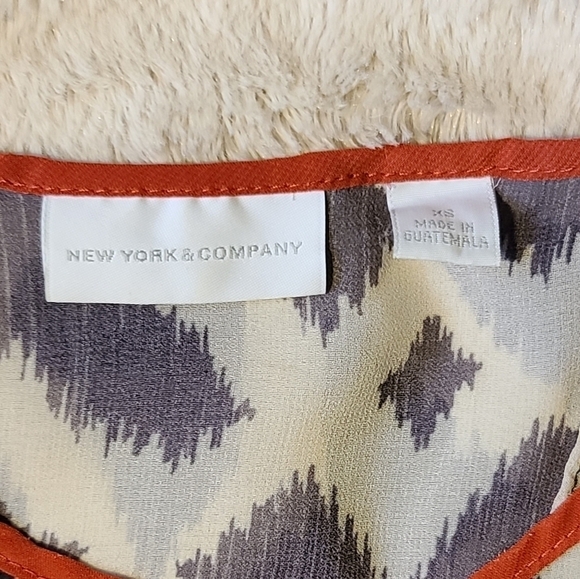 New YORK & COMPANY Women's Tank Top - Picture 6 of 7